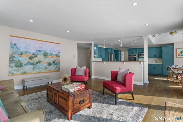 8 Iris Lane, Westport, CT 06880