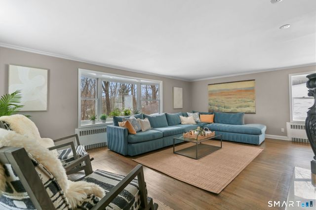 8 Iris Lane, Westport, CT 06880