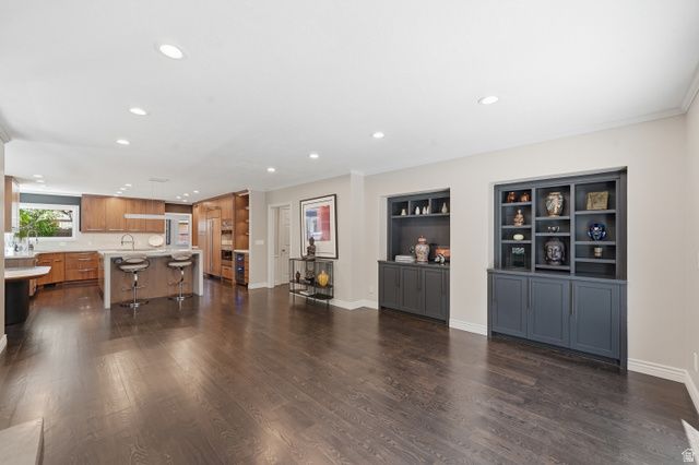 2320 E CAPRICE CT, Holladay, UT 84124