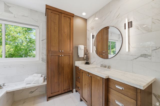 2320 E CAPRICE CT, Holladay, UT 84124