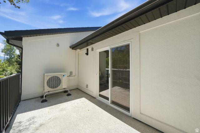 2320 E CAPRICE CT, Holladay, UT 84124