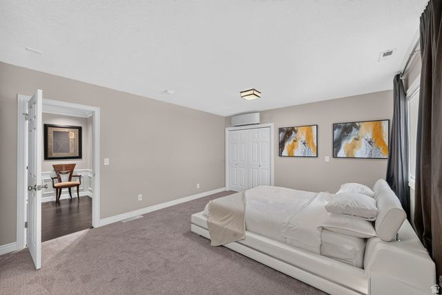 2320 E CAPRICE CT, Holladay, UT 84124