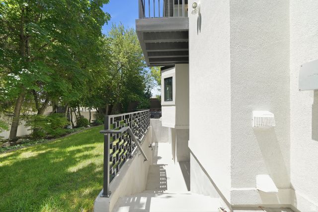 2320 E CAPRICE CT, Holladay, UT 84124