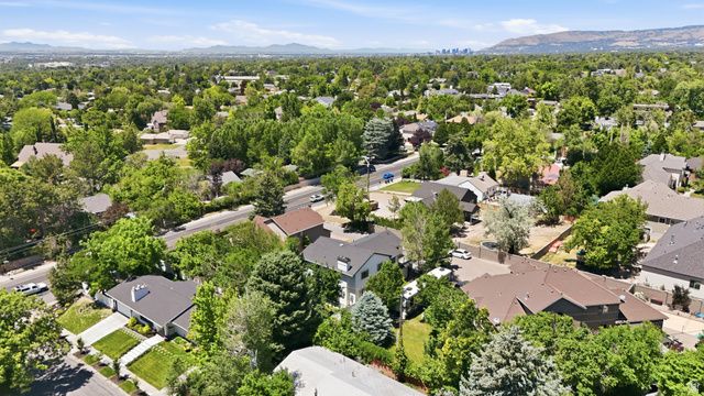 2320 E CAPRICE CT, Holladay, UT 84124
