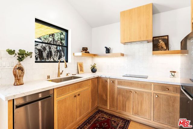 12426 Woodgreen Street, Los Angeles, CA 90066