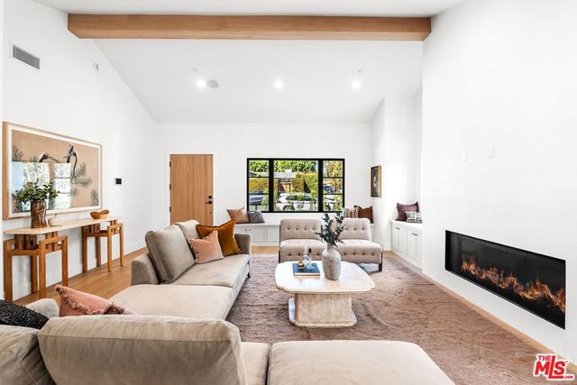 12426 Woodgreen Street, Los Angeles, CA 90066