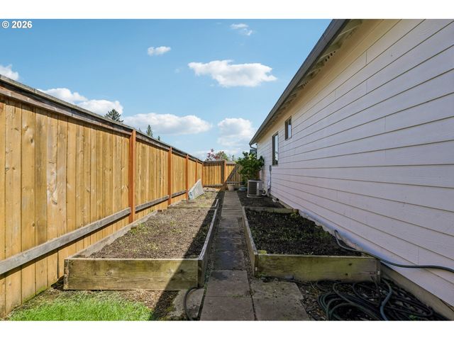 8430 Ne 50TH Ct, Vancouver, WA 98665