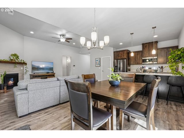 8430 Ne 50TH Ct, Vancouver, WA 98665