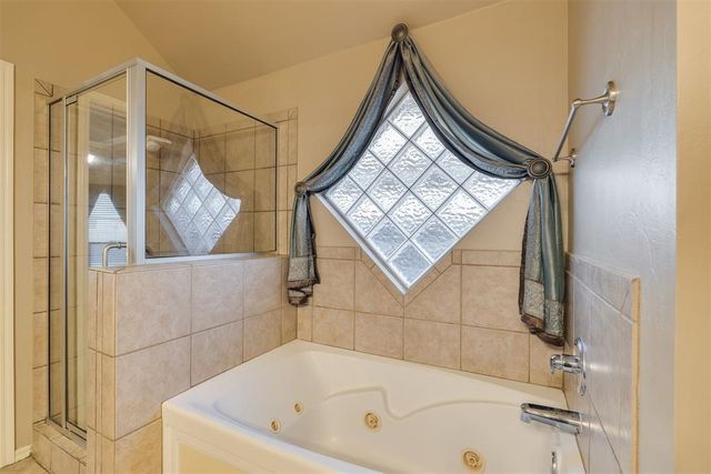 10717 NW 37th Street, Yukon, OK 73099