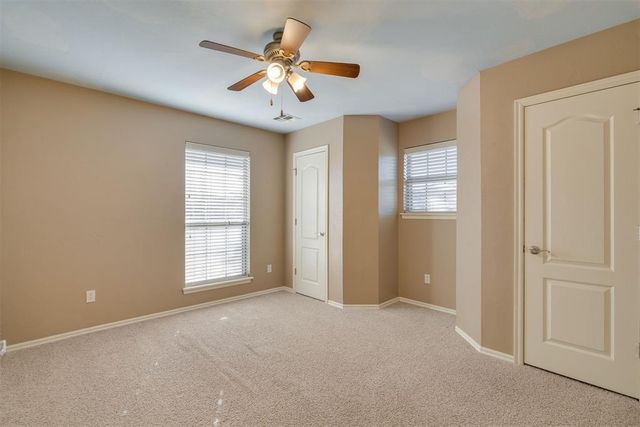 10717 NW 37th Street, Yukon, OK 73099