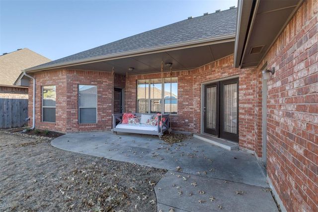10717 NW 37th Street, Yukon, OK 73099