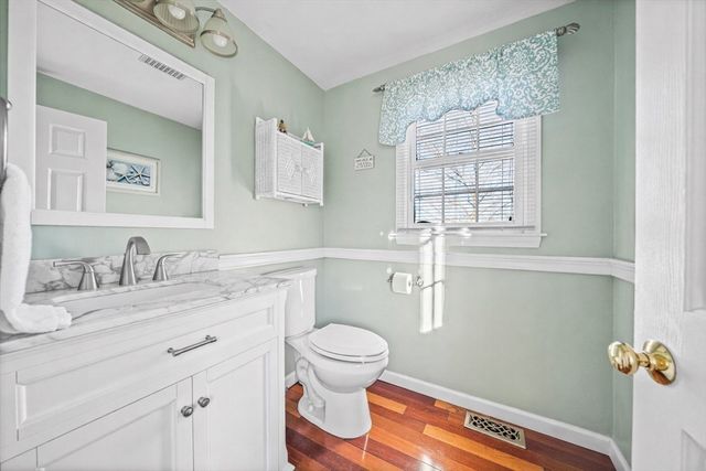 18 Franklin Hunt Rd, Rockland, MA 02370