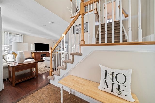 18 Franklin Hunt Rd, Rockland, MA 02370