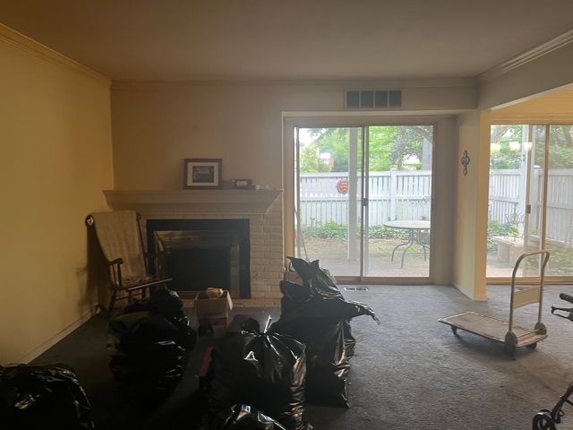 1430 Stonebridge Trail 1-1, Wheaton, IL 60189