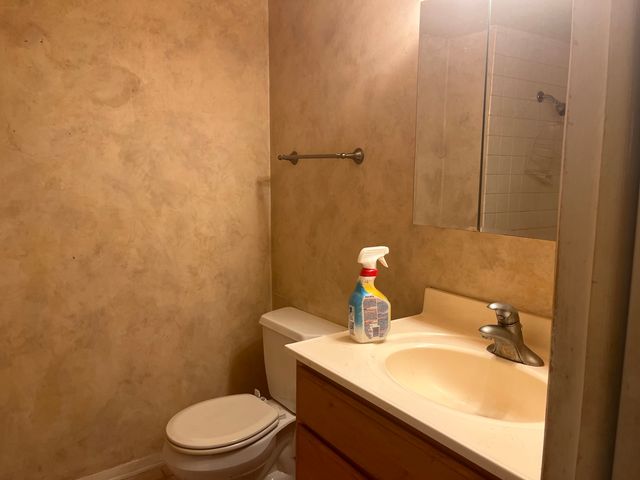 1430 Stonebridge Trail 1-1, Wheaton, IL 60189