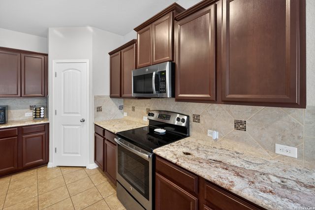 232 Albarella, Cibolo, TX 78108