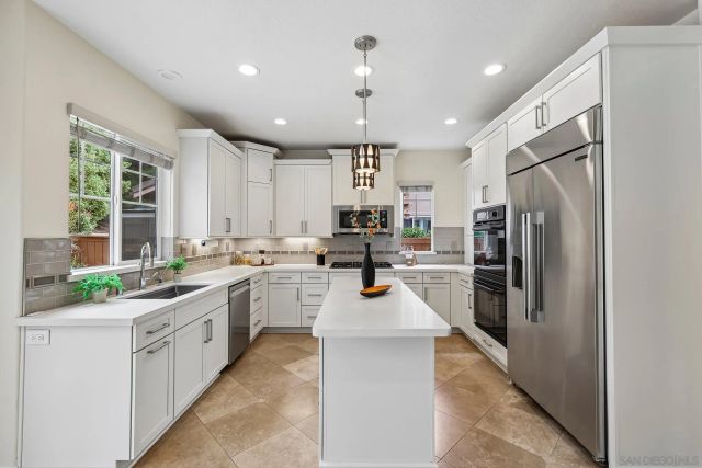 1605 Reflection St, San Marcos, CA 92078