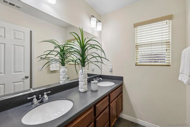 1605 Reflection St, San Marcos, CA 92078