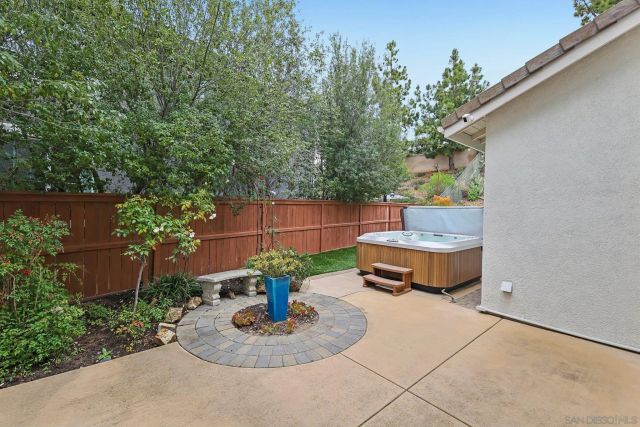 1605 Reflection St, San Marcos, CA 92078