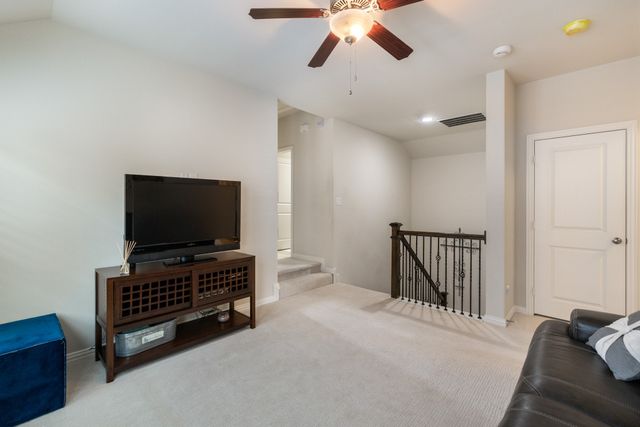 1207 Harris Hawk Way, Arlington, TX 76005