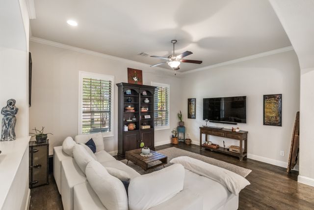 1207 Harris Hawk Way, Arlington, TX 76005