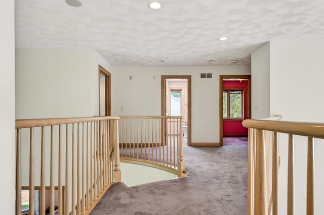 2148 WEMBLEY Place, Rockford, IL 61114