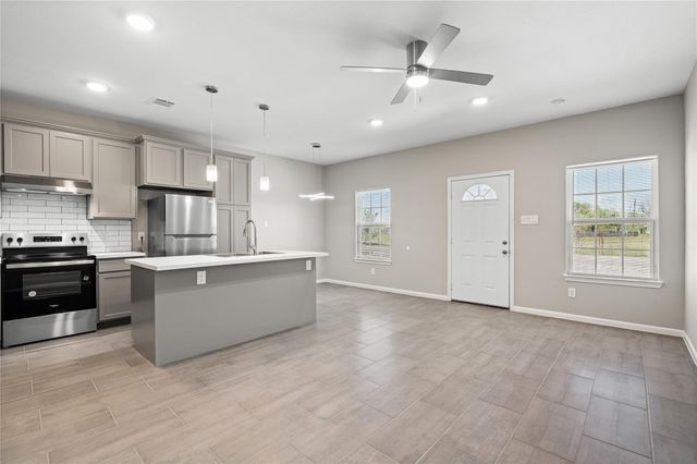 142 Calloway Street A, Houston, TX 77029