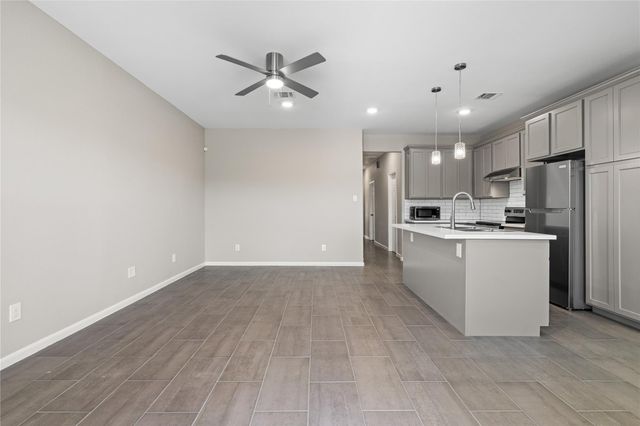 142 Calloway Street A, Houston, TX 77029