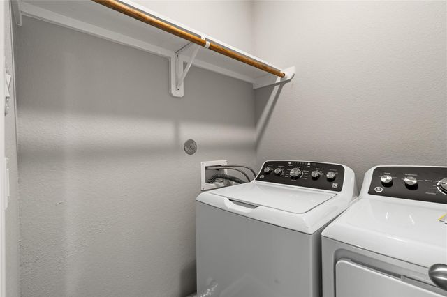 142 Calloway Street A, Houston, TX 77029