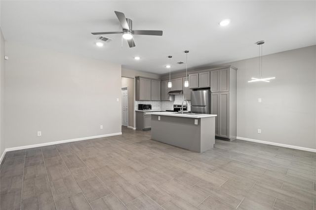 142 Calloway Street A, Houston, TX 77029