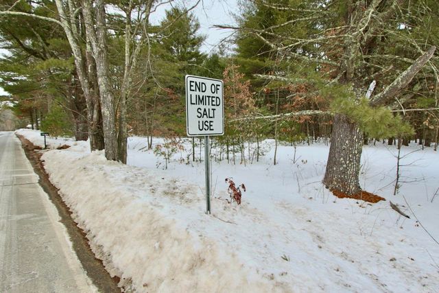 101 Page Road, Litchfield, NH 03052