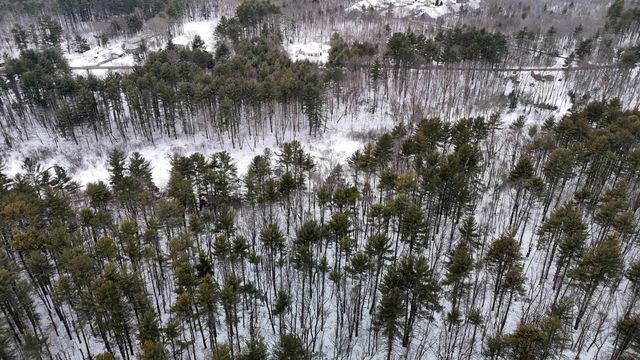 101 Page Road, Litchfield, NH 03052