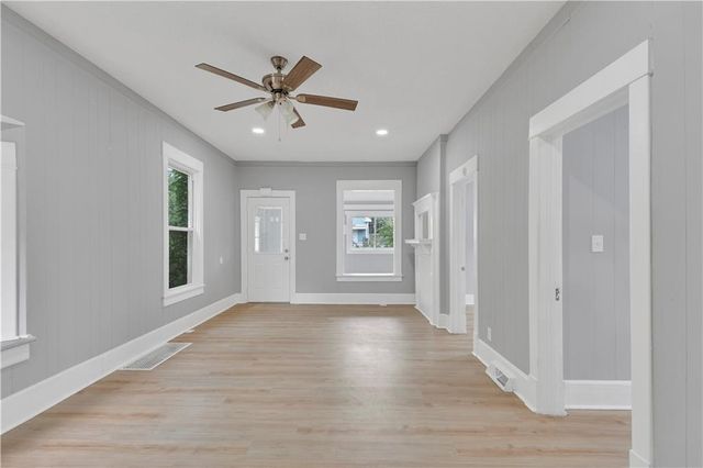 2425 Jackson Avenue, Kansas City, MO 64127
