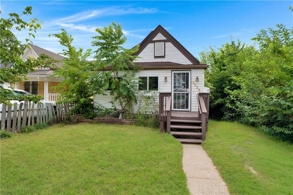 2425 Jackson Avenue, Kansas City, MO 64127