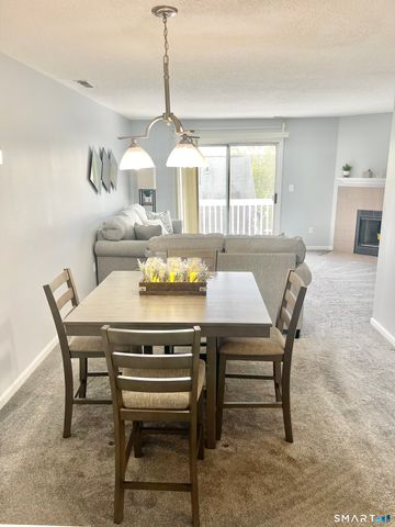 2390 State Street APT 7F, Hamden, CT 06517