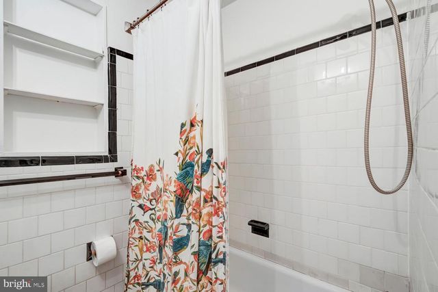 6806 SMITHWAY DR, Alexandria, VA 22307