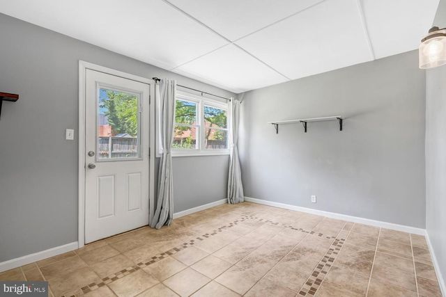 6806 SMITHWAY DR, Alexandria, VA 22307