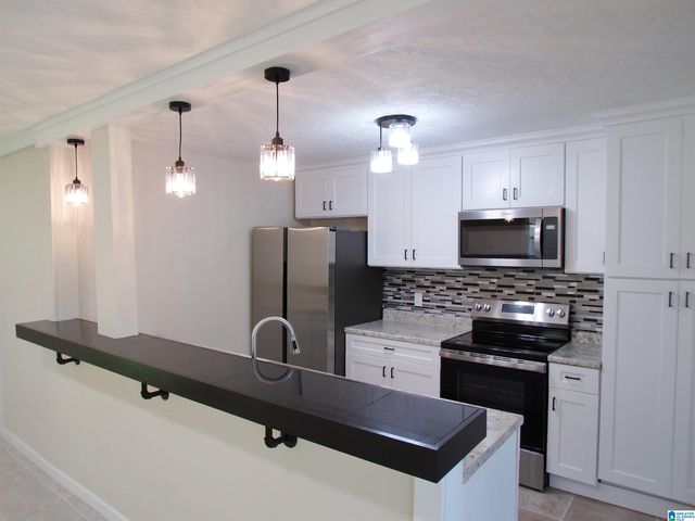 383 PINEHURST DRIVE, Talladega, AL 35160