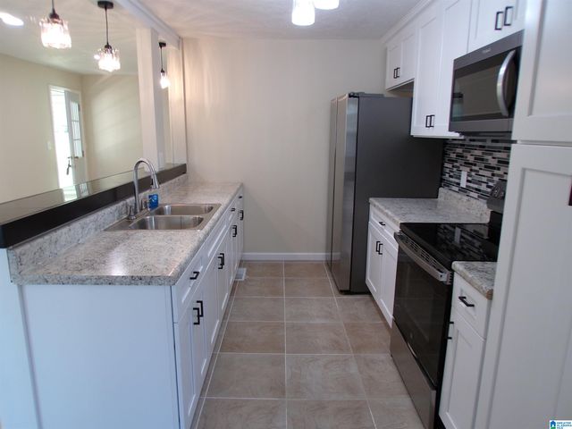 383 PINEHURST DRIVE, Talladega, AL 35160