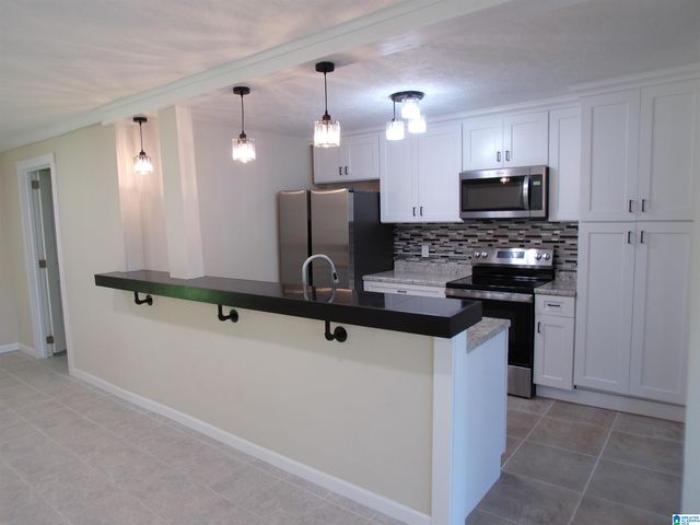 383 PINEHURST DRIVE, Talladega, AL 35160