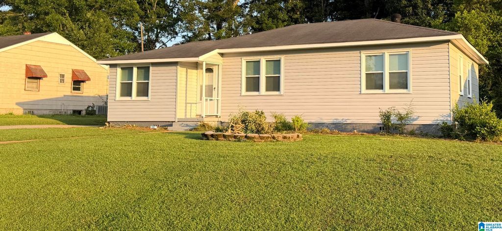 383 PINEHURST DRIVE, Talladega, AL 35160