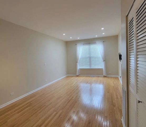 11S505 Rachael Court, Willowbrook, IL 60527