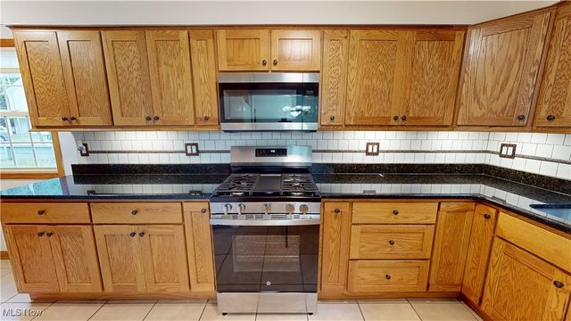 8908 Southern Highway, Rockport, WV 26169