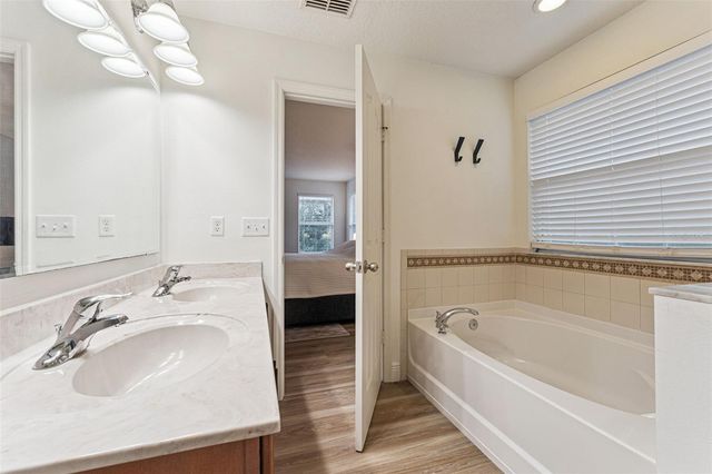 11943 VERRAZANO DRIVE, Orlando, FL 32836