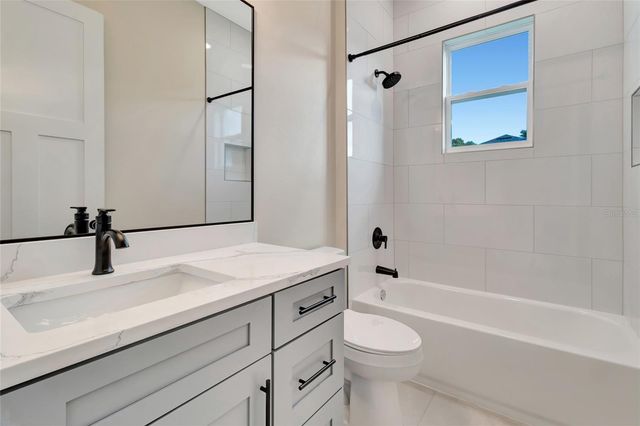 17557 NINTH STREET, Montverde, FL 34756