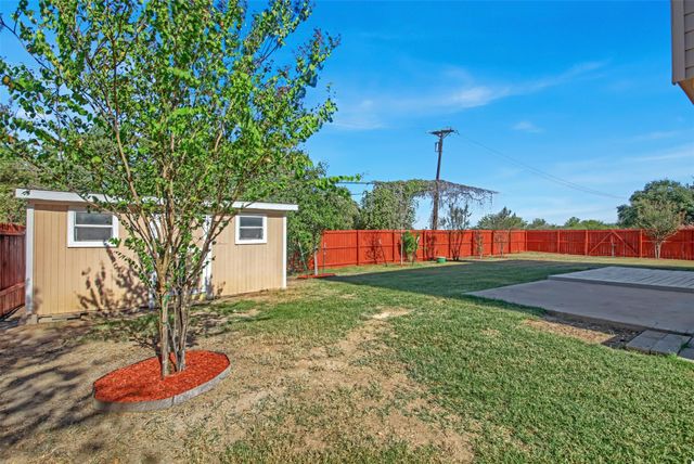 800 Windsor Hills DR, Pflugerville, TX 78660