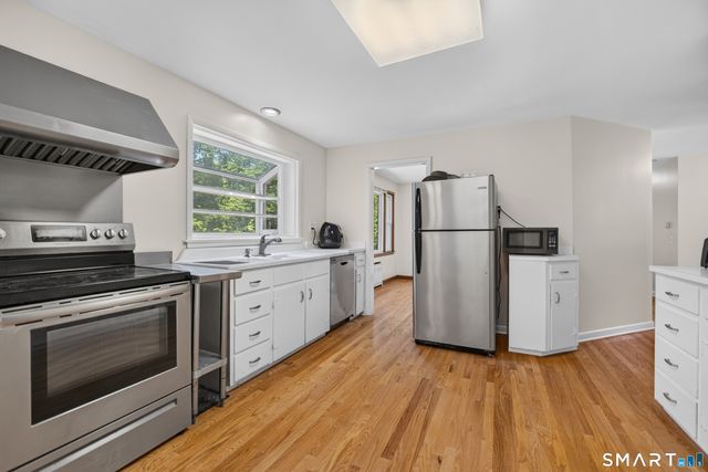 659 West Woods Road, Hamden, CT 06518