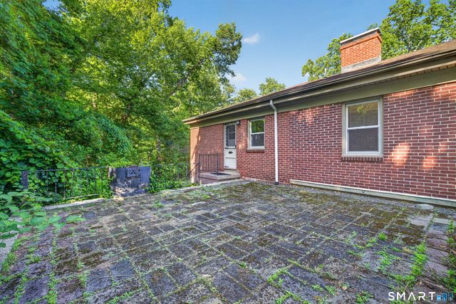 659 West Woods Road, Hamden, CT 06518