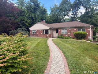 659 West Woods Road, Hamden, CT 06518