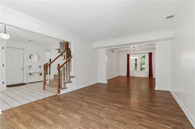 899 Eastnor CT, Newport News, VA 23608